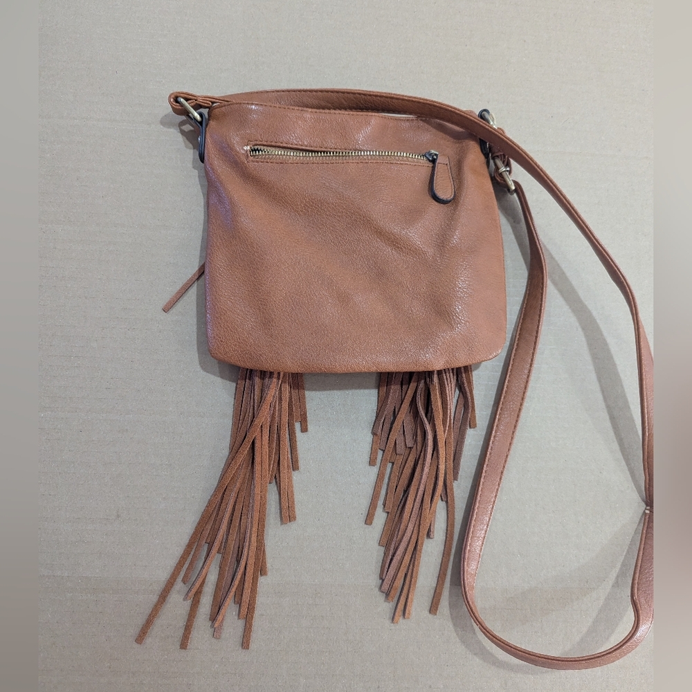 Antik Kraft Camel Brown Western Fringe Style Vegan Leather Crossbody Bag LikeNew - Picture 4 of 10